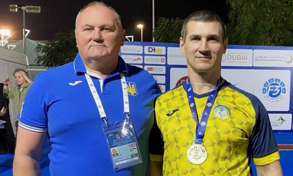 Бахмутский параатлет стал чемпионом мира по метанию диска