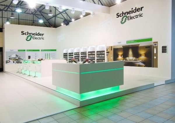 Преимущества розеток Schneider