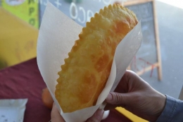 Как на курорте: дончане высмеяли чебуречную, расположенную на КПП боевиков