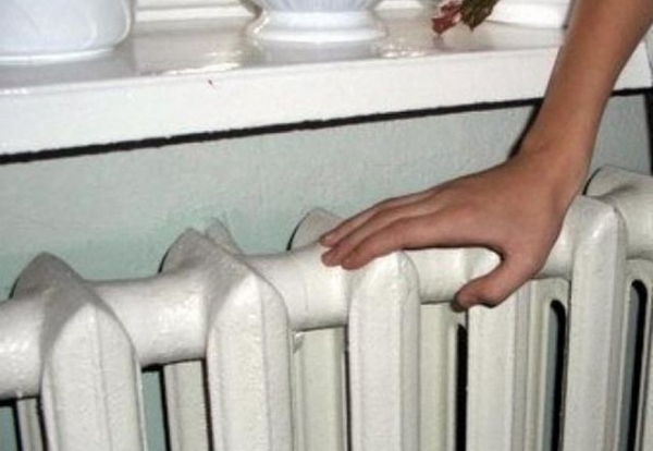 В Мариуполе в дневное время отключают отопление