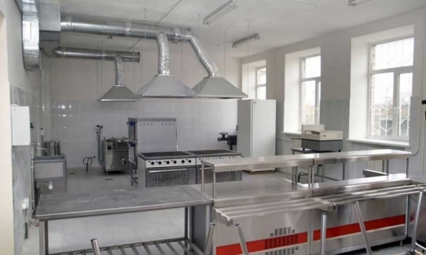 В Донецкой области продолжается модернизация школьных столовых