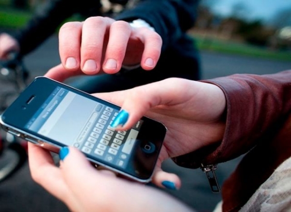 Молодая жительница Мариуполя дала отпор напавшему на нее грабителю