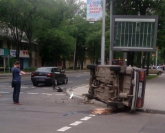 В центре оккупированного Донецка произошло ДТП (фото)
