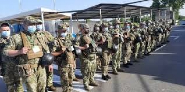 Оккупанты сорвали открытие КПВВ – несмотря на огромные очереди