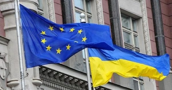 В связи с наступлением зимы Евросоюз выделил жителям ОРДЛО 4 млн евро