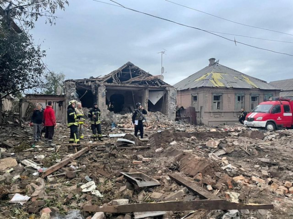 12-летнего мальчика, выжившего при попадании ракеты в дом, возьмут под опеку