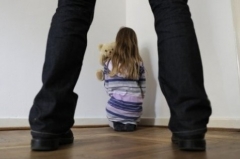 Более 10 лет педофил-насильник терроризировал город в Донецкой области