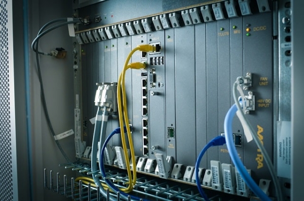 Активные и пассивные телекоммуникационные устройства