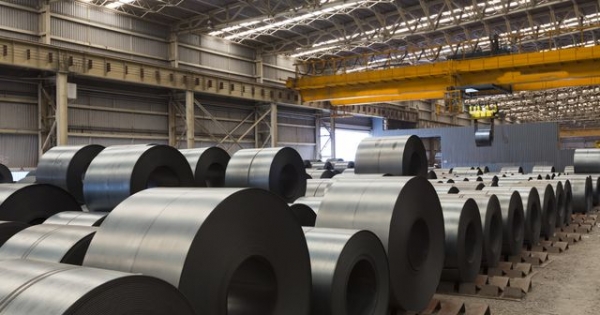 Листопрокатный цех запустили металлурги завода им. Ильича