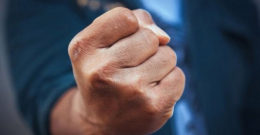 В Мариуполе за один день неизвестные жестоко избили двух человек