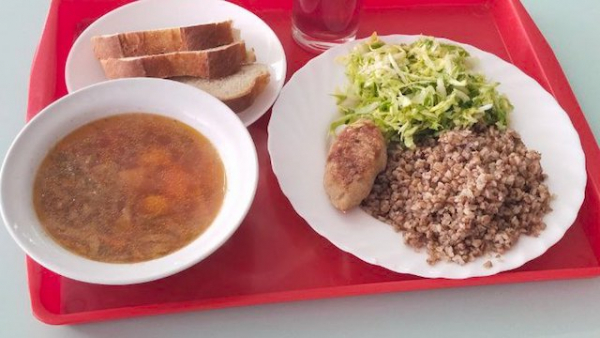 В Славянске открылись пять социальных столовых