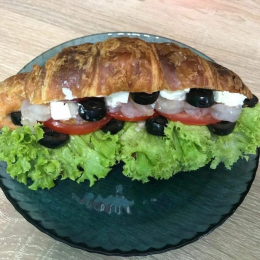 Переселенец из Донецка открыл в Днепре заведение уличной еды