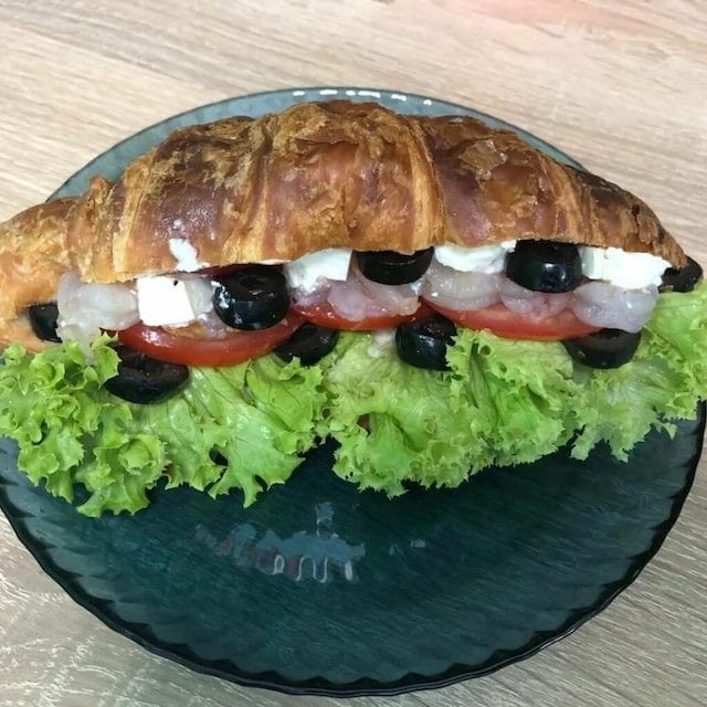 Переселенец из Донецка открыл в Днепре заведение уличной еды