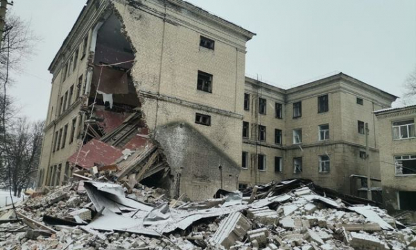 Россияне ударили из РСЗО «Смерч» по Украинску – повреждены дома и рынок