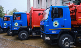 Громады области получили семь современных мусоровозов и другую технику (фото)