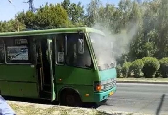 Автобус макеевское ярославль. Ярославская область автобусы. Автобус макеевское ярославль. Микрорайон восточный макеевка общественный транспорт. Автобус макеевское ярославль.