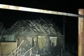 Оккупанты из артиллерии расстреляли в Константиновке жилой дом – погибла женщина